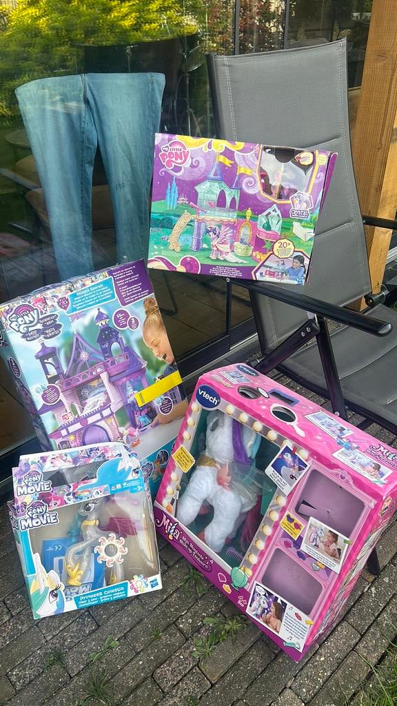 Verschillende my little pony speelgoed. En Vtech eenhoorn., Ophalen, Zo goed als nieuw