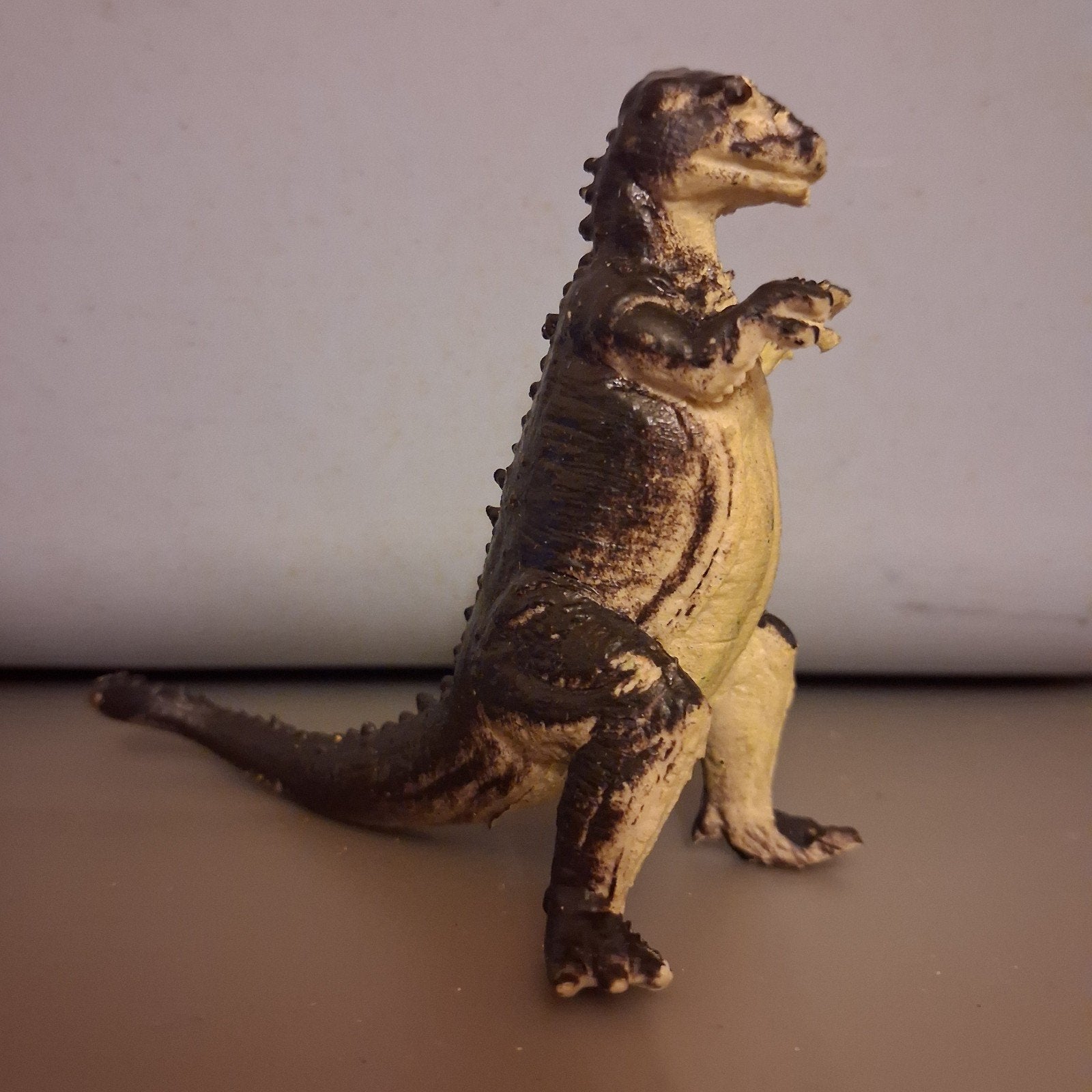 AAA Mini Allosaurus, Ophalen of Verzenden, Zo goed als nieuw, Reptiel of Amfibie, Beeldje of Figuurtje