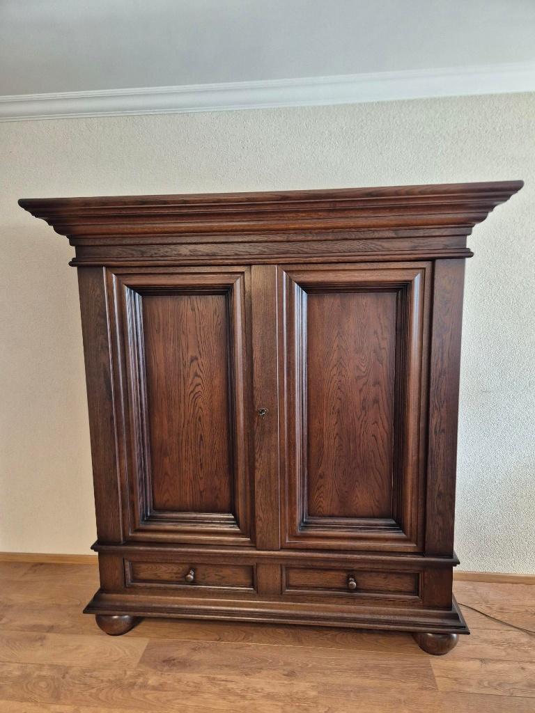 mooie eetkamer kast, Huis en Inrichting, Kasten | Buffetkasten, Ophalen, Gebruikt, Met deur(en), Klassiek