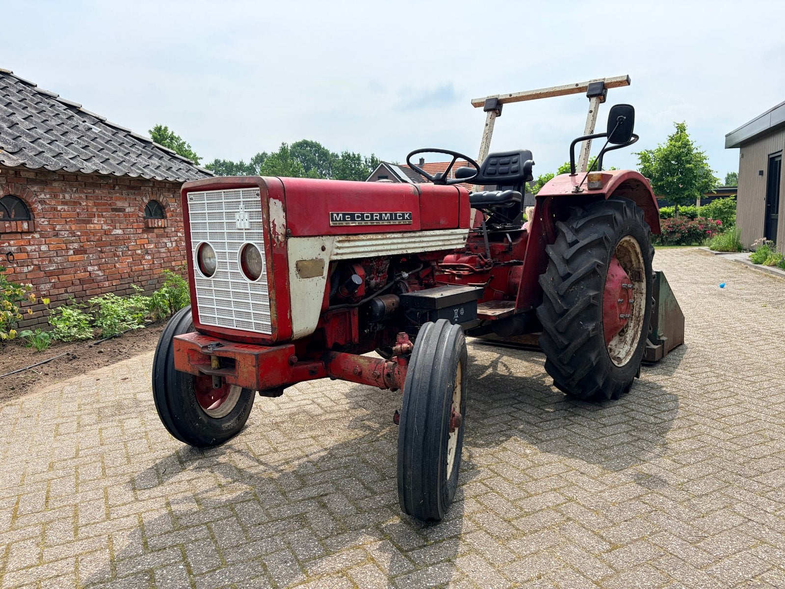 McCormick International 323 Oldtimer Tractor, Zakelijke goederen, Ophalen, Oldtimer, McCormick, Tot 80 Pk