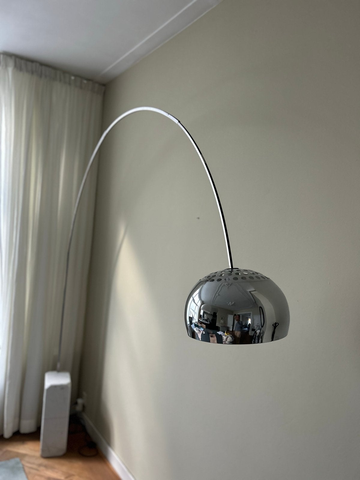 Flos Arco Booglamp met marmeren voet en chromen kap, Ophalen, Gebruikt, 200 cm of meer, E27 (groot)