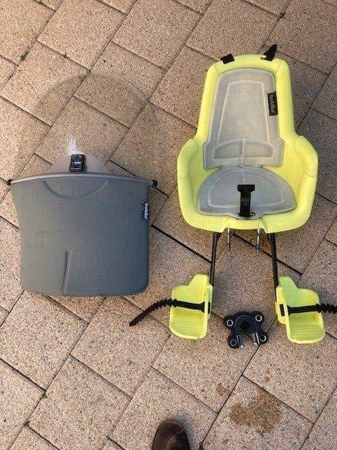 Bobike voorzitje met windscherm en bevestging, Fietsen en Brommers, Ophalen, BOBIKE, Gebruikt, Voetsteuntjes