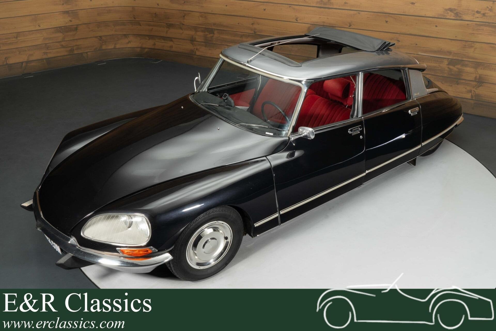 Citroen DS20 Sedan | 1973, Voorwielaandrijving, Stof, Citroën, 4 stoelen