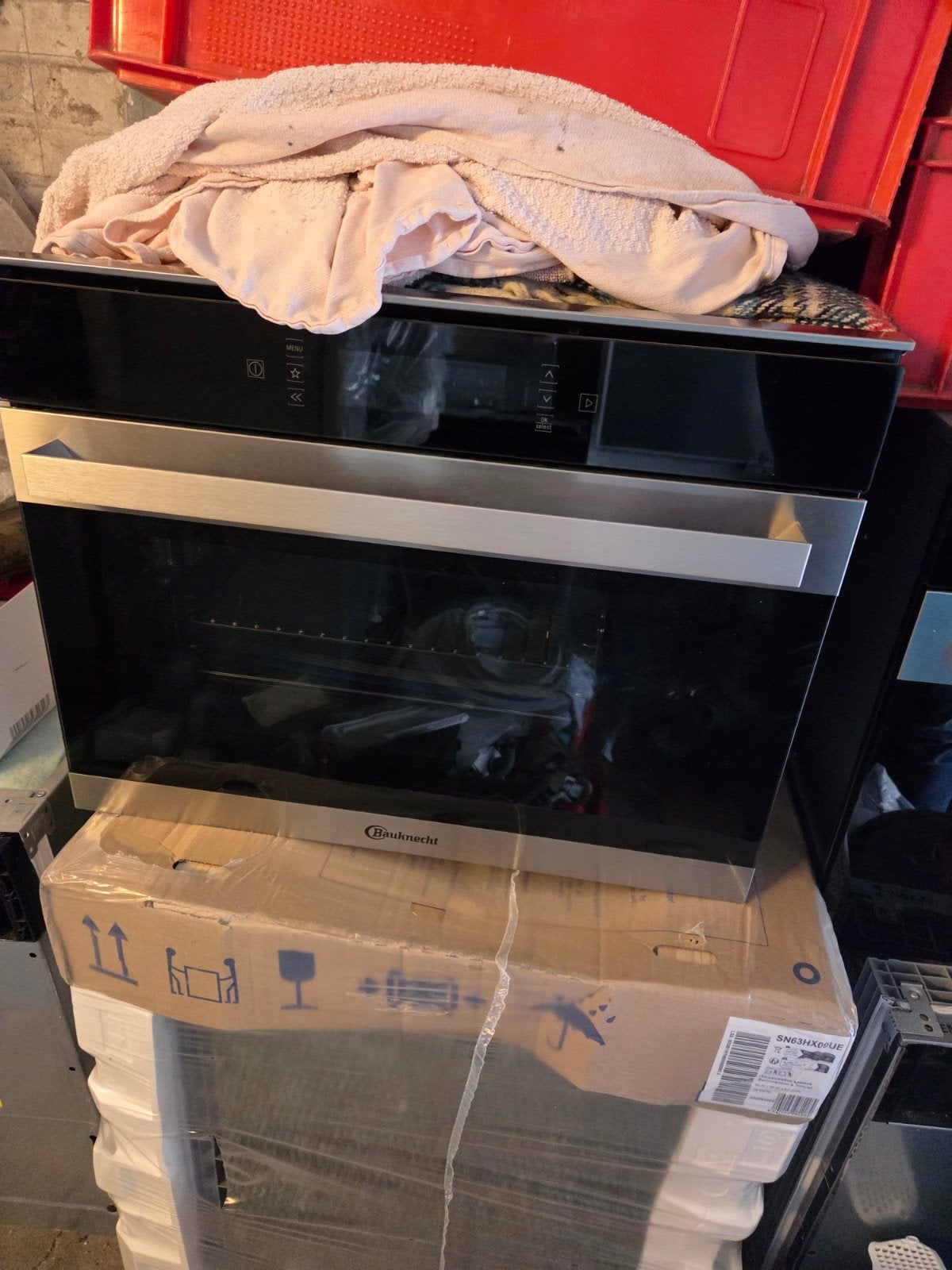 Bauknecht Stoomoven - Nieuwstaat, nooit gebruikt, Witgoed en Apparatuur, Ovens, Bauknecht, Ophalen of Verzenden, Inbouw, Stoomoven