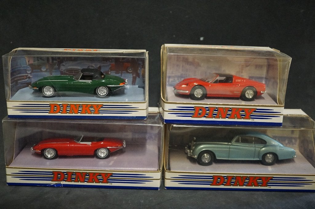 4 Dinky collectie auto's 1/43 - TOP, Hobby en Vrije tijd, Modelauto's | 1:43, Ophalen of Verzenden, Zo goed als nieuw, Auto, Dinky Toys