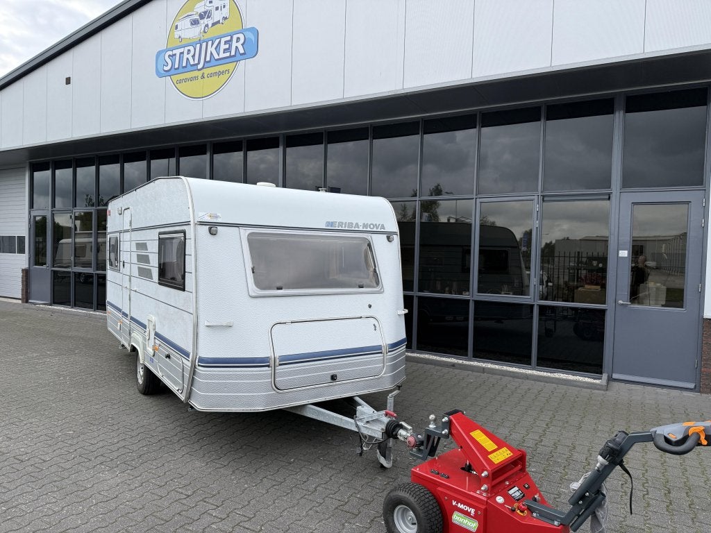 Eriba Nova 490 Bed/Zit + Rondzit 160x210 + WC 4 Pers + Tent, Schokbreker, Dwarsbed, Bedrijf, Treinzit