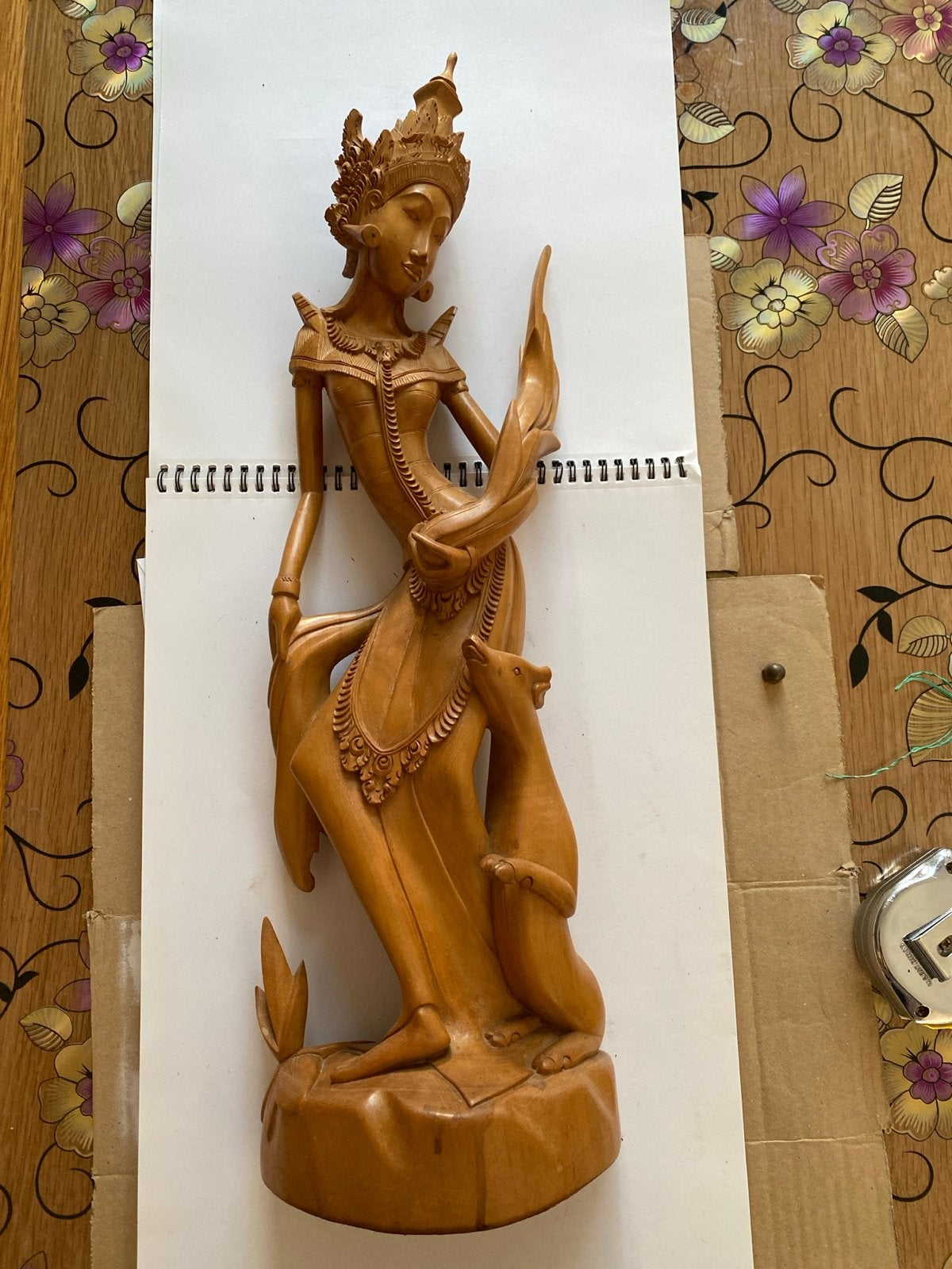 Houten Balinese Danseres Beeld - Handgesneden, Ophalen of Verzenden, Handgemaakt, 20 - 50 cm, Beeld