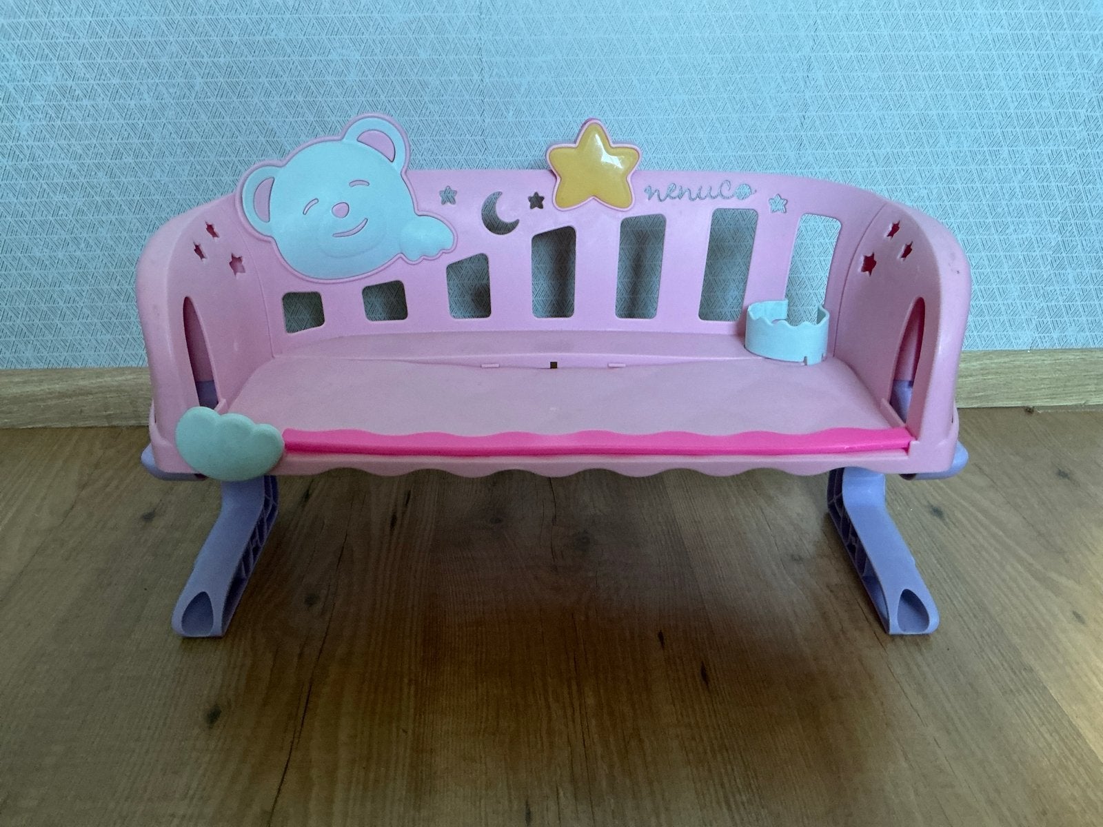 Nenuco poppenbedje roze met beer en ster, Ophalen, Gebruikt, Babypop