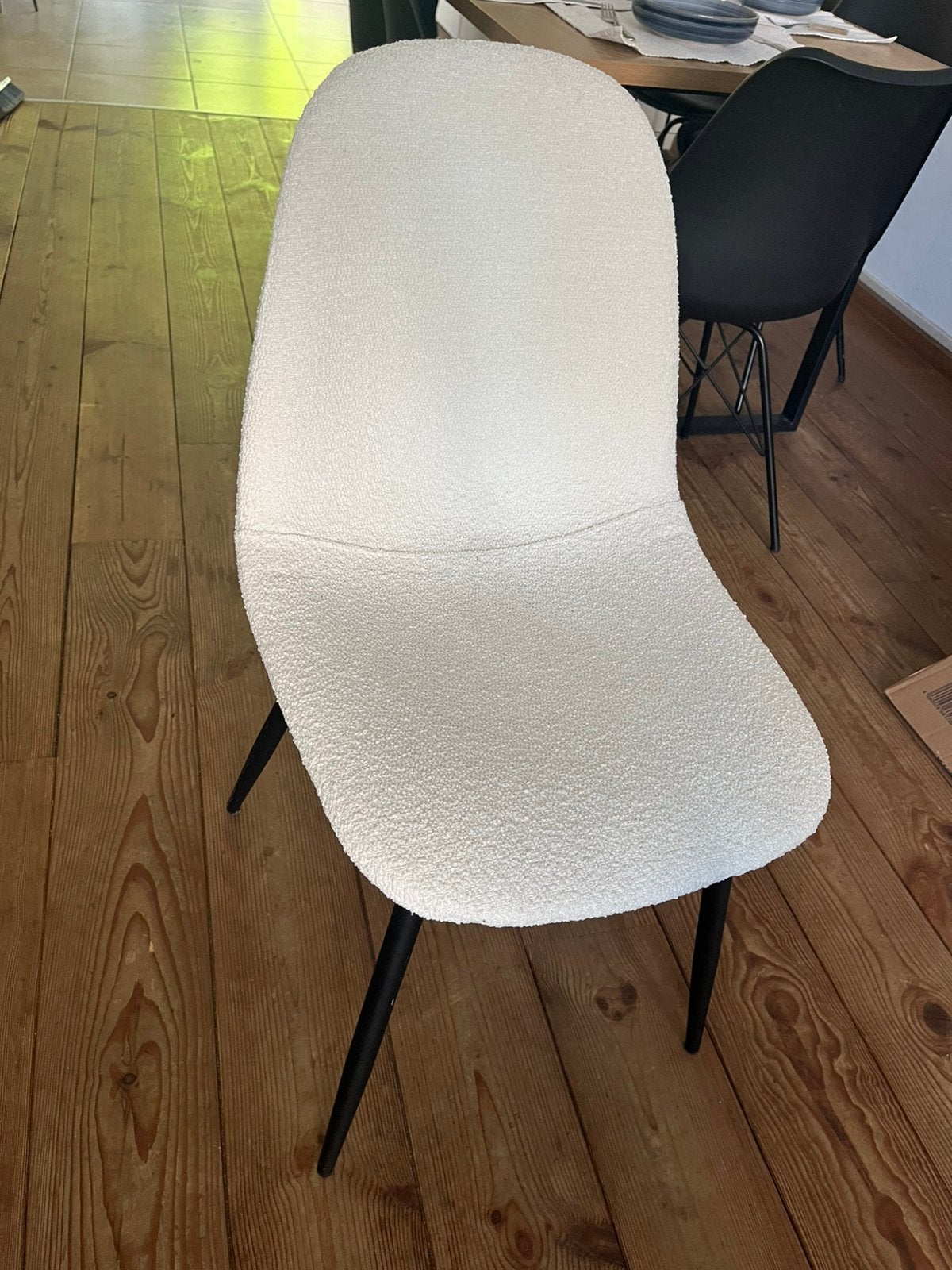 Teddy/Bouclé stoel, Huis en Inrichting, Stoelen, Ophalen, Zo goed als nieuw, Wit, Eén