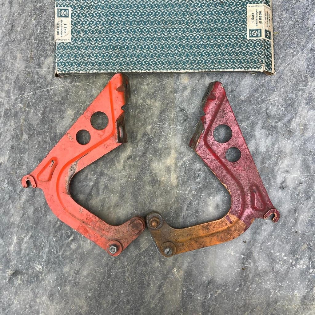 VW KG T14 motorkap scharnieren, Ophalen of Verzenden, Gebruikt