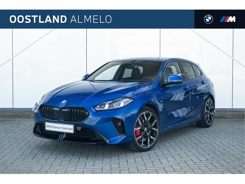 BMW 1 Serie 120 M Sport Automaat / Trekhaak / Sportstoelen /, 156 pk, Met garantie (alle), Blauw, Origineel Nederlands