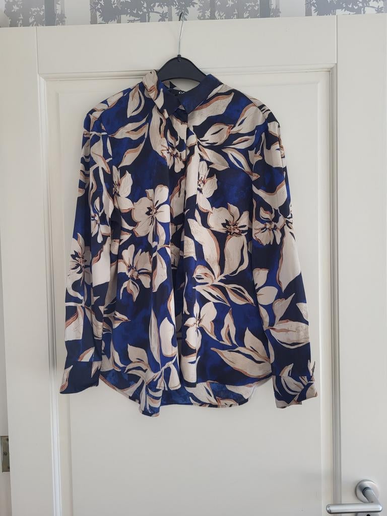 Bloese met manchetten in maat 42, Kleding | Dames, Ophalen of Verzenden, Zo goed als nieuw, Maat 42/44 (L), Blauw