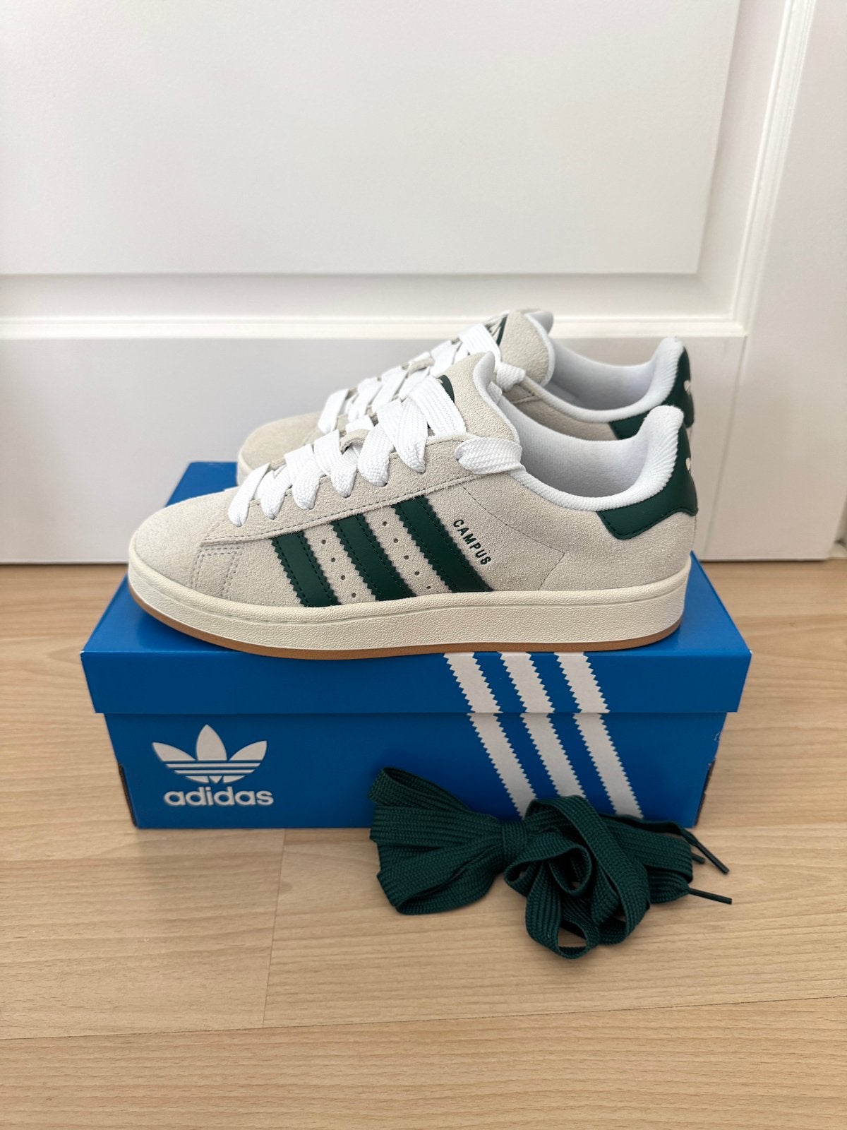 Adidas Campus 00s maat 39 1/3, Nieuw, Ophalen of Verzenden, Sneakers of Gympen, Groen