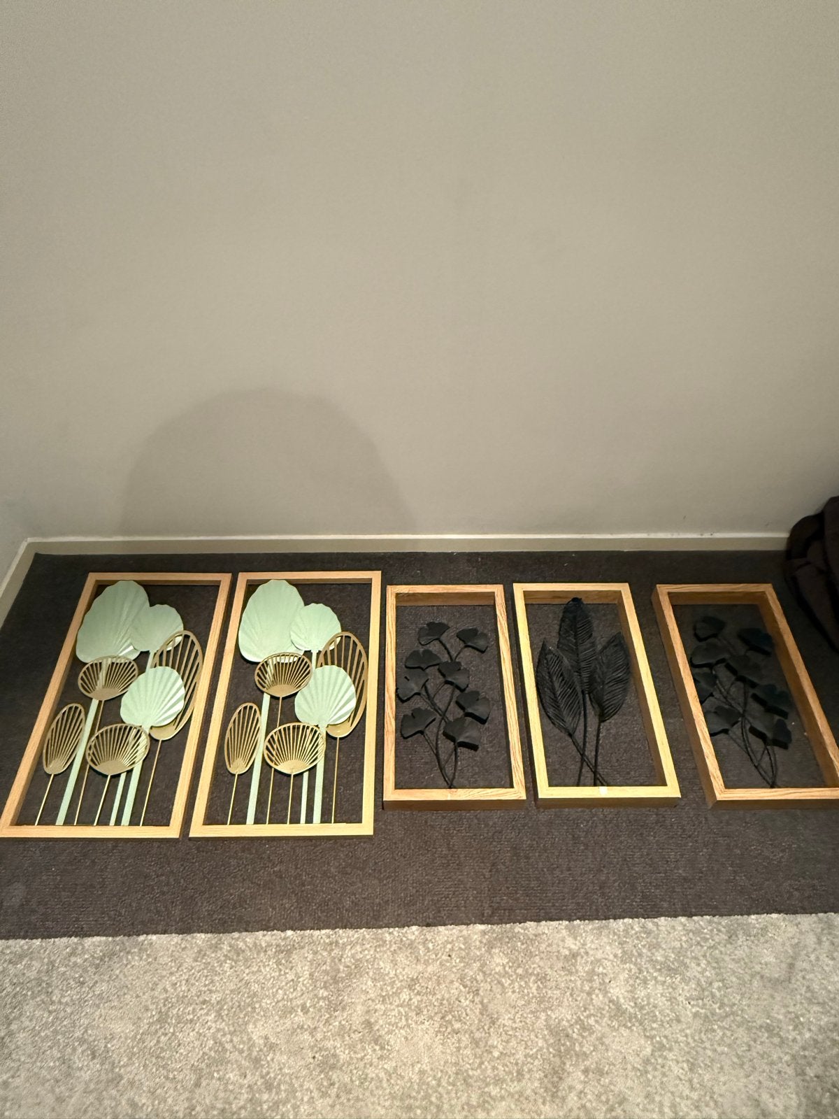 Set van 5 metalen wanddecoraties met houten frame, Ophalen, Hout, Meerkleurig, Zo goed als nieuw
