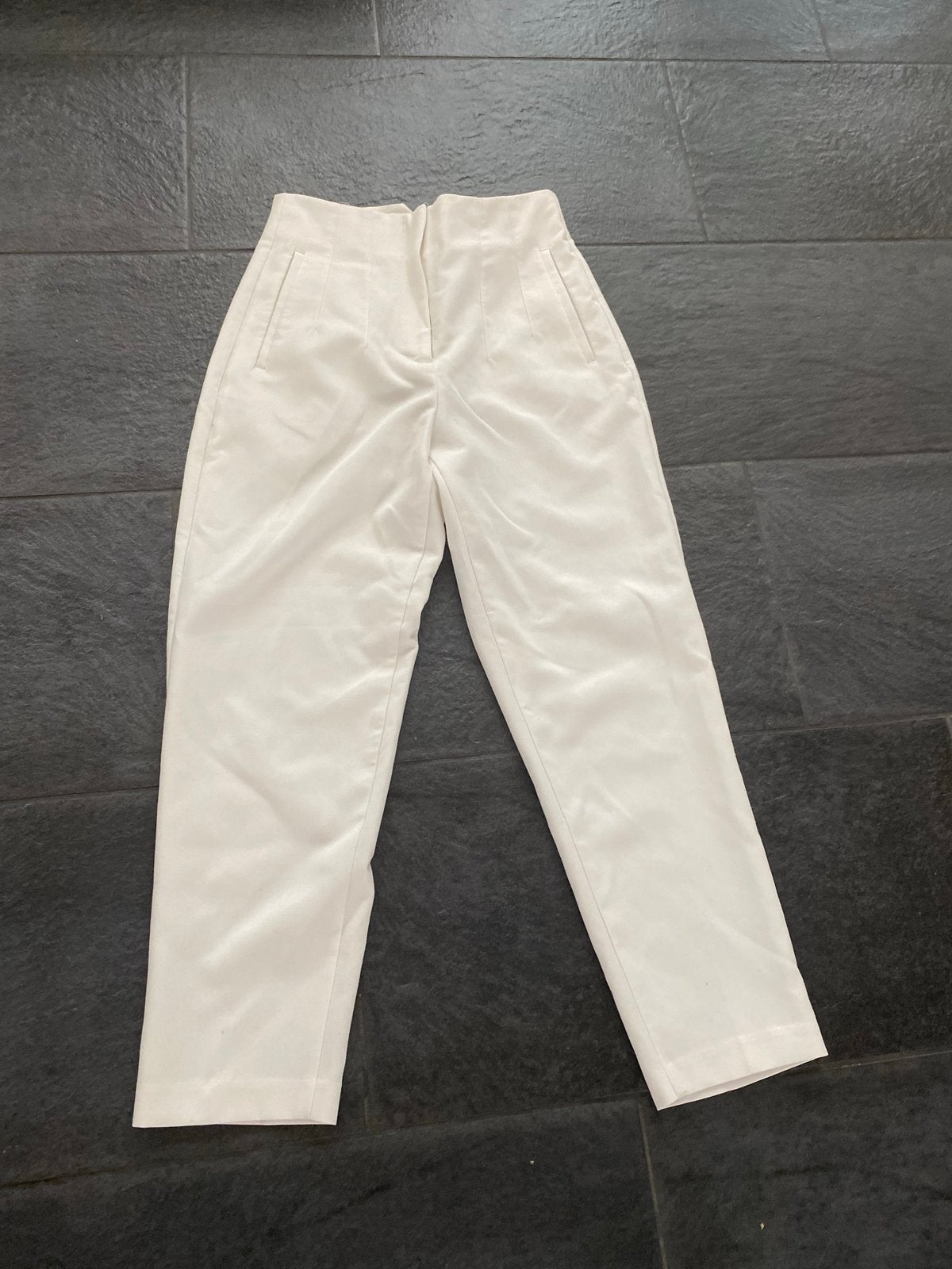 Witte Zara broek met hoge taille, maat M, Maat 38/40 (M), Wit, Ophalen of Verzenden, Zo goed als nieuw