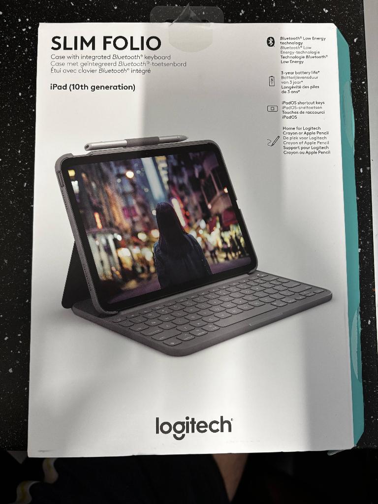 Logitech Slim Folio - iPad 10th Generation, Computers en Software, Tablet-hoezen, Zo goed als nieuw, Bescherming voor- en achterkant
