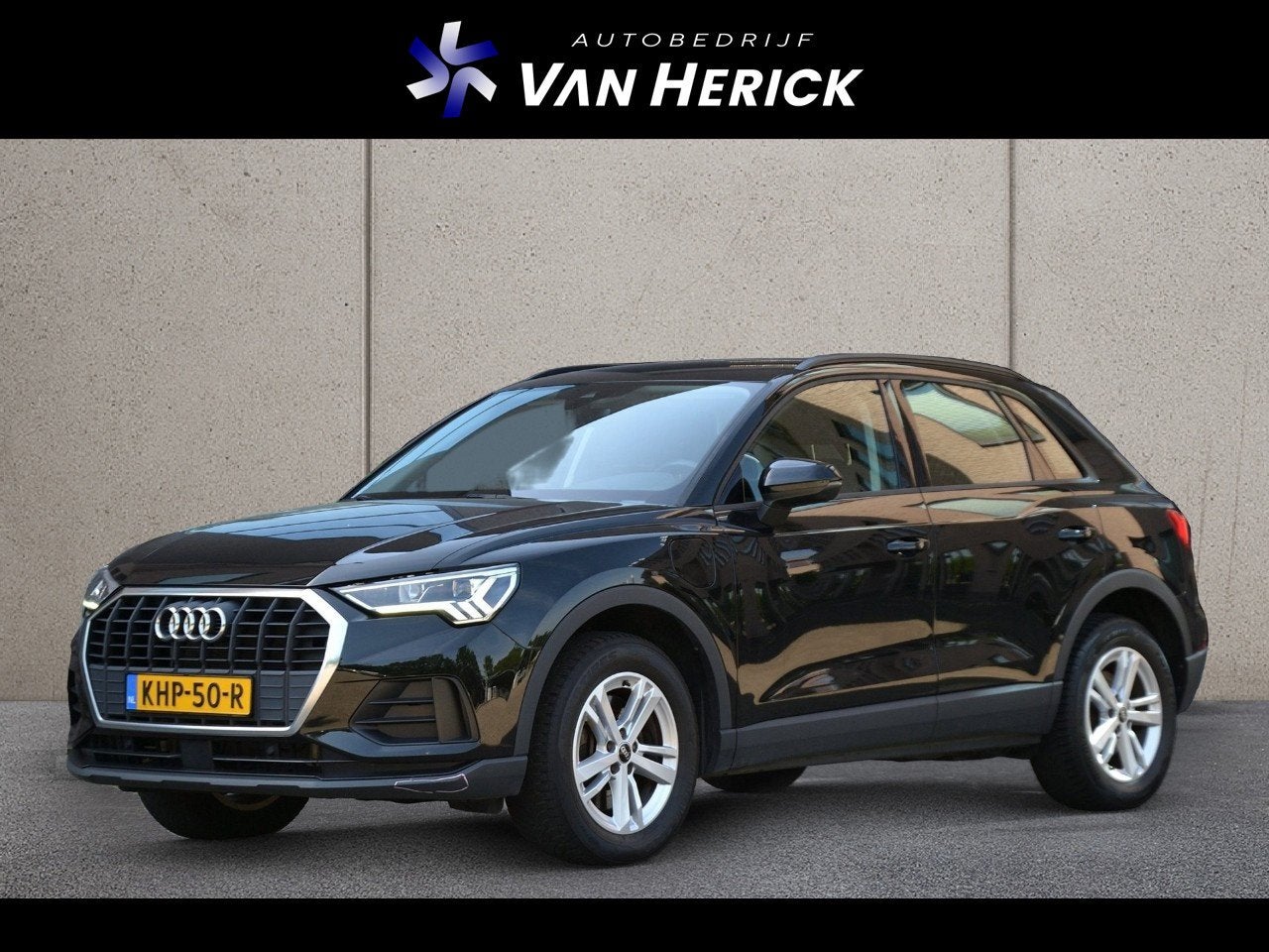Audi Q3 45 TFSI e edition | ACC | Stoelverwarming | Full LED, Auto's, Stof, Gebruikt, Zwart, 4 cilinders