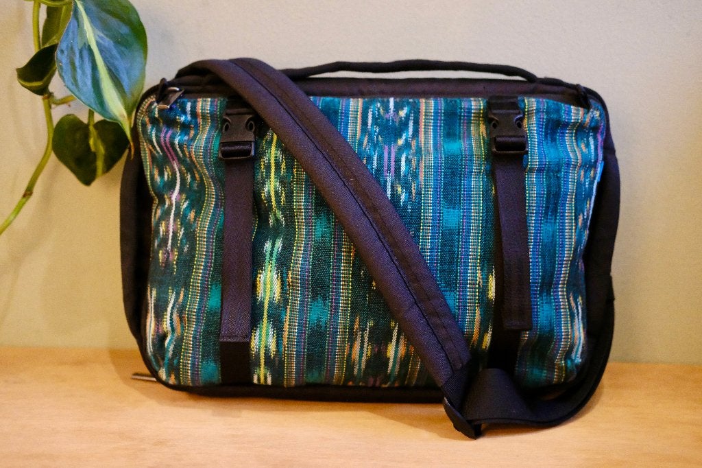 Ethnotek Somanya Laptoptas / Schoudertas (Guatemala 4), Ophalen of Verzenden, Zo goed als nieuw, 13 inch, Meerkleurig