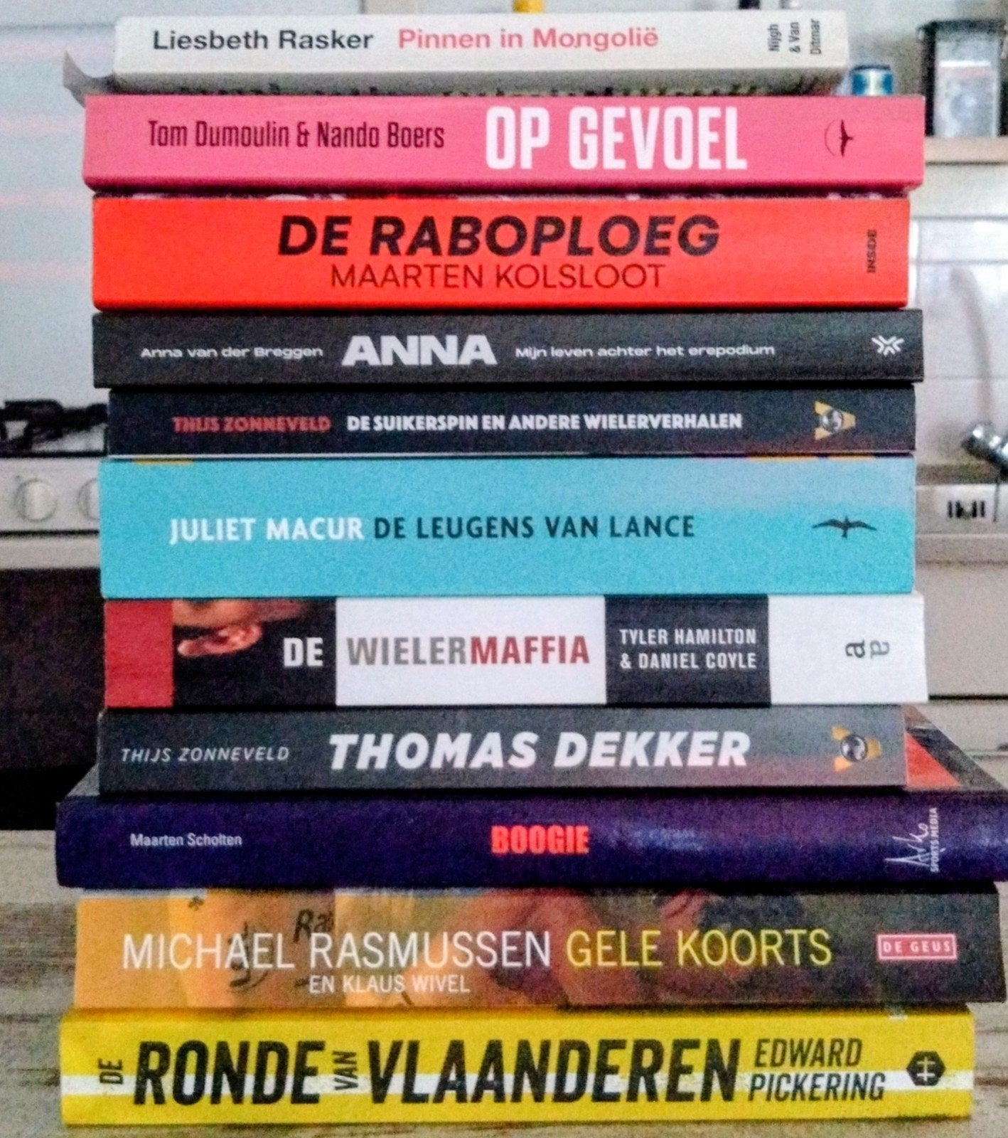 10 wielerboeken: Ronde van Vlaanderen, Rasmussen, Dekker e.a, Ophalen, Gelezen, Lopen en Fietsen