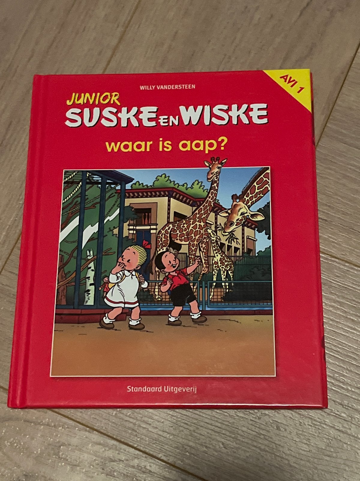 Junior Suske en Wiske: Waar is Aap? (AVI 1), Boeken, Eén stripboek, Ophalen of Verzenden, Zo goed als nieuw