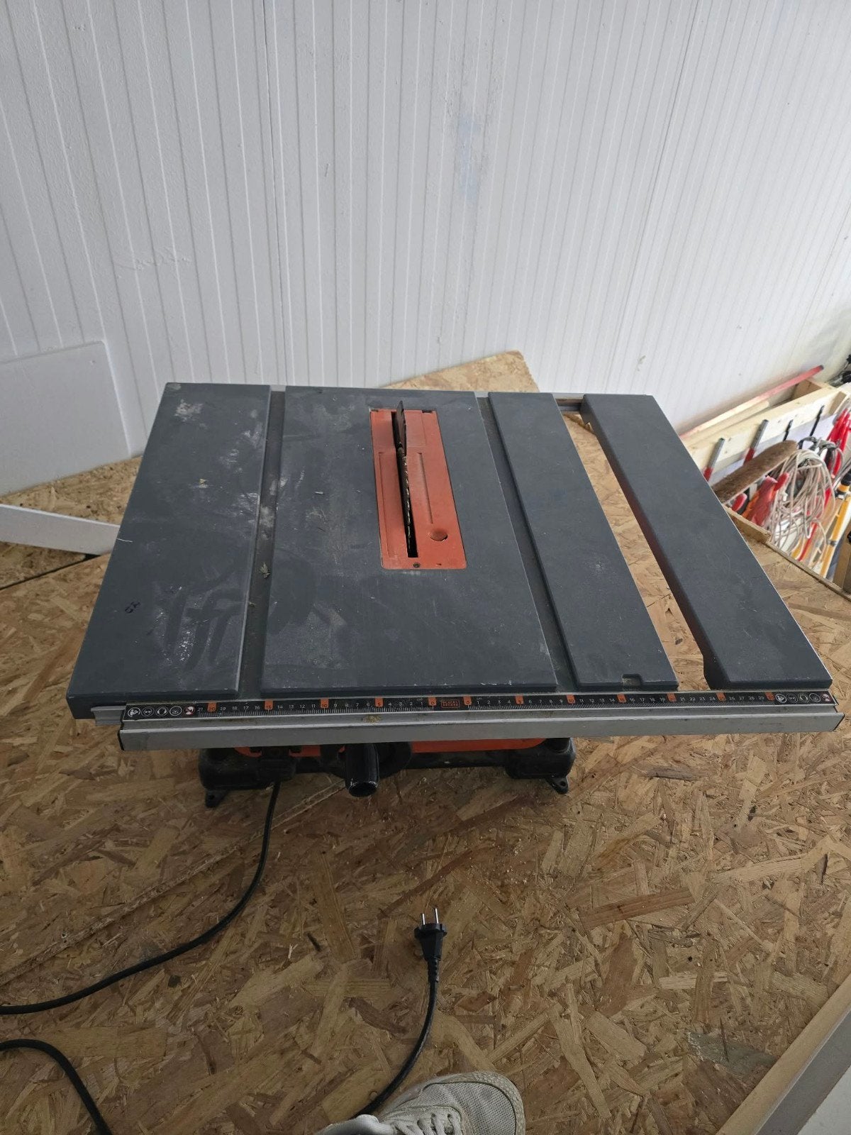 Black+Decker Cirkelzaag - Compact en Krachtig, Gebruikt, Cirkelzaag, Black+Decker, 600 tot 1200 watt
