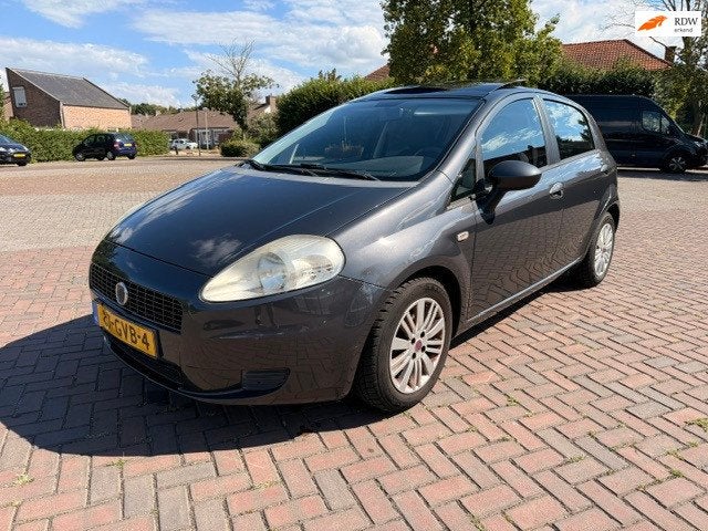 Fiat Grande Punto 1.4 Dynamic, Auto's, Voorwielaandrijving, Stof, Zwart, 4 cilinders