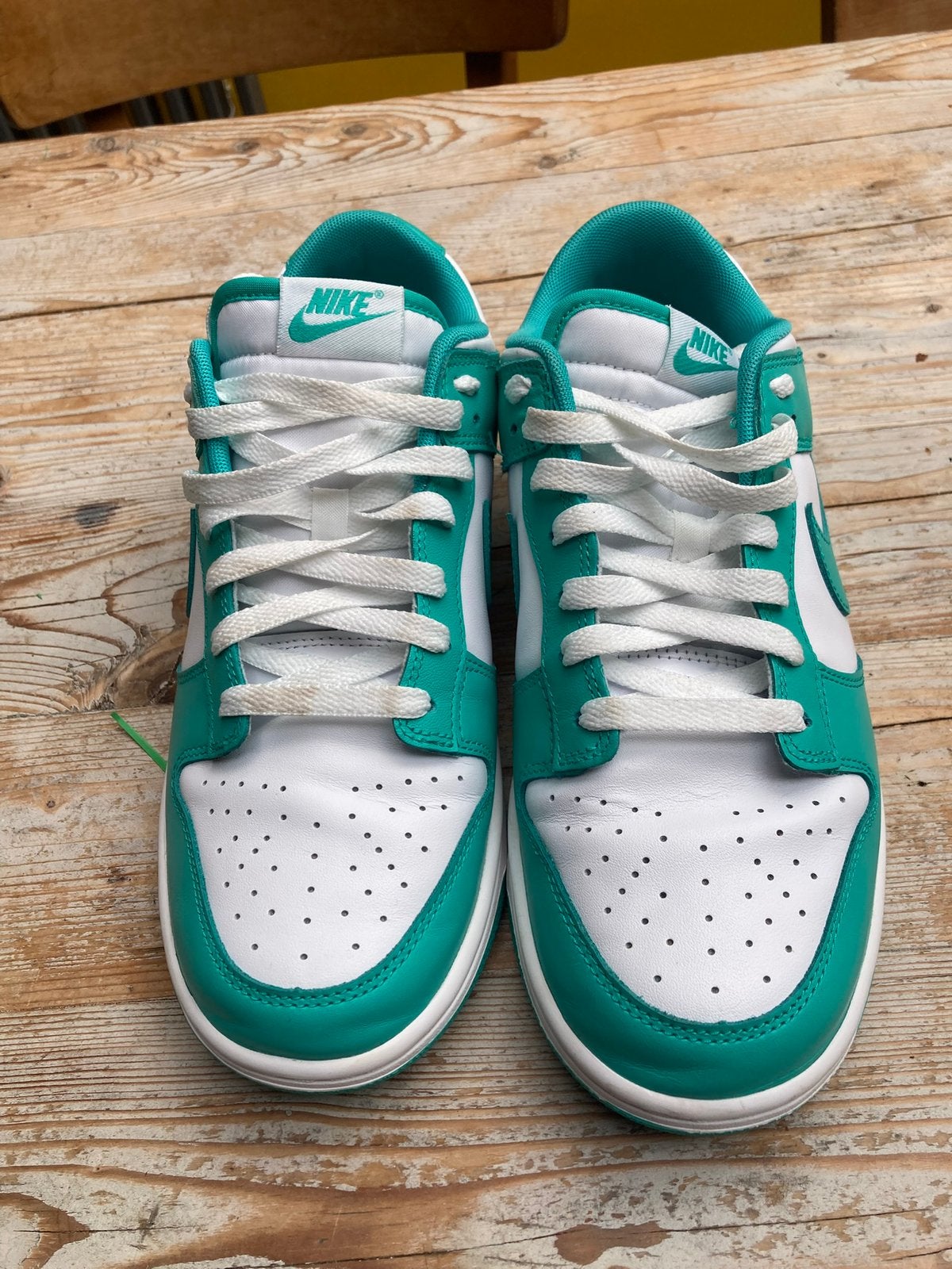 Nike air maat 42, Kleding | Heren, Schoenen, Overige kleuren, Ophalen of Verzenden, Sneakers of Gympen, Zo goed als nieuw