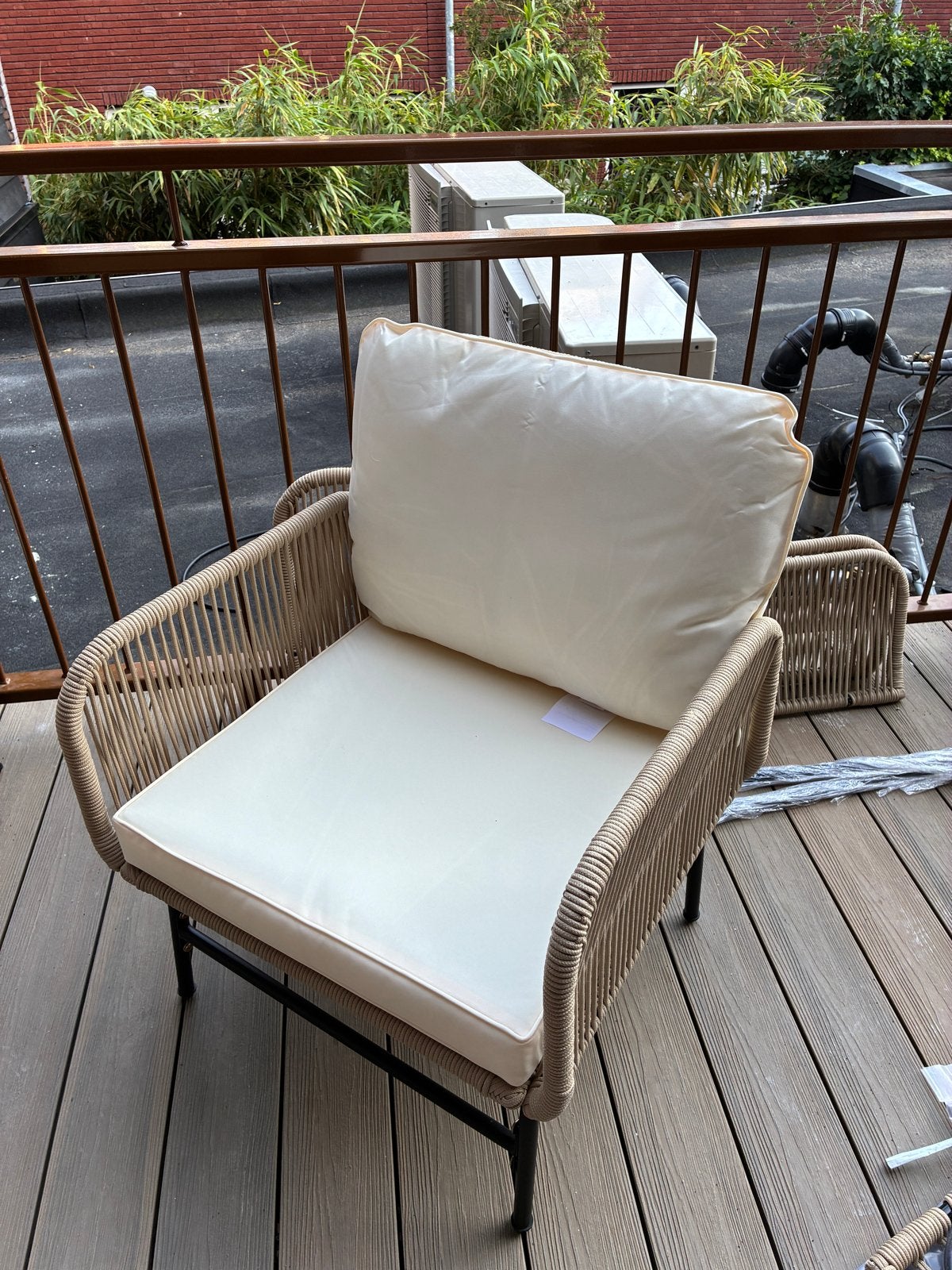 Nieuwe Lounge Stoel met Tafel en Kussens, Ophalen, 3 zitplaatsen, Nieuw, Loungeset