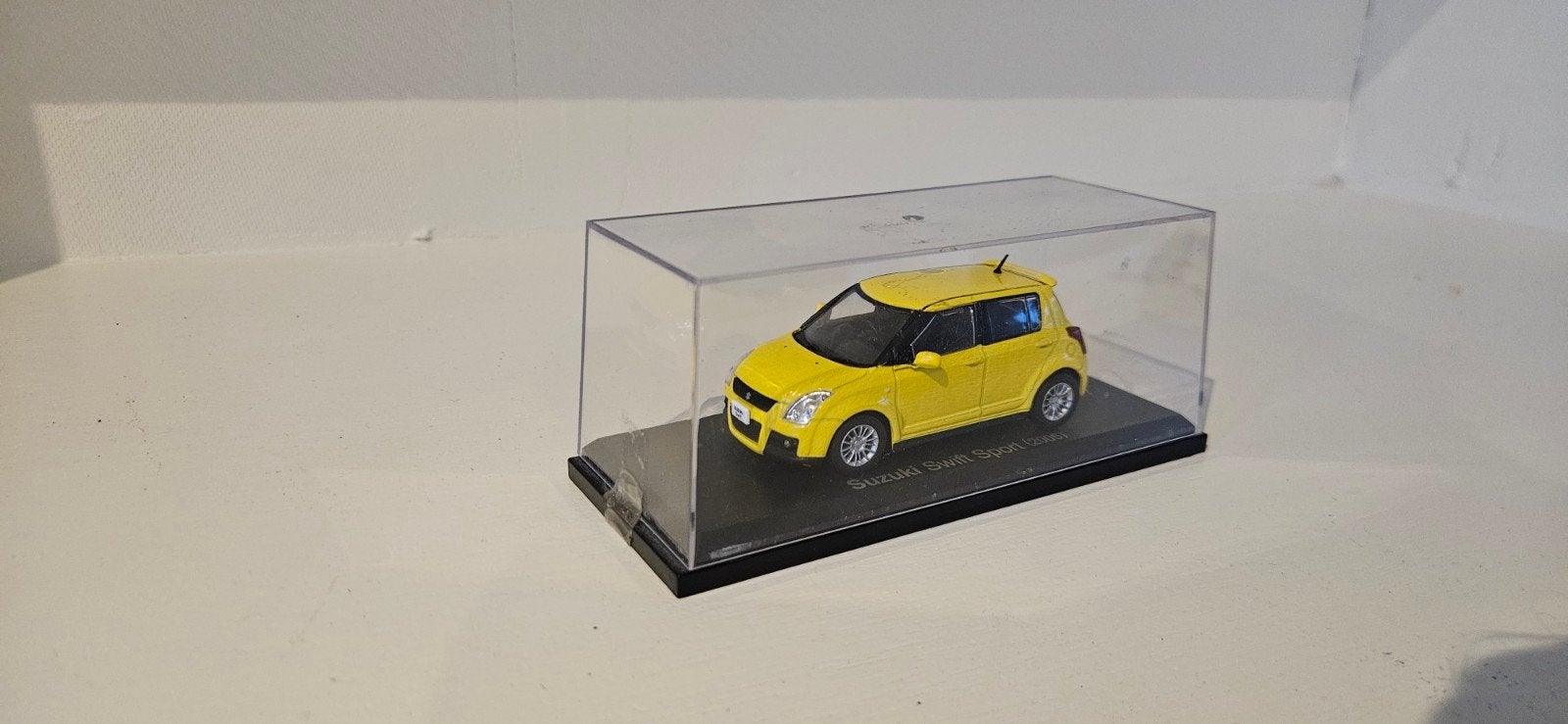 1:43 Suzuki Swift Sport 2005-2010 schaalmodel, Ophalen of Verzenden, Zo goed als nieuw, Auto, Overige merken