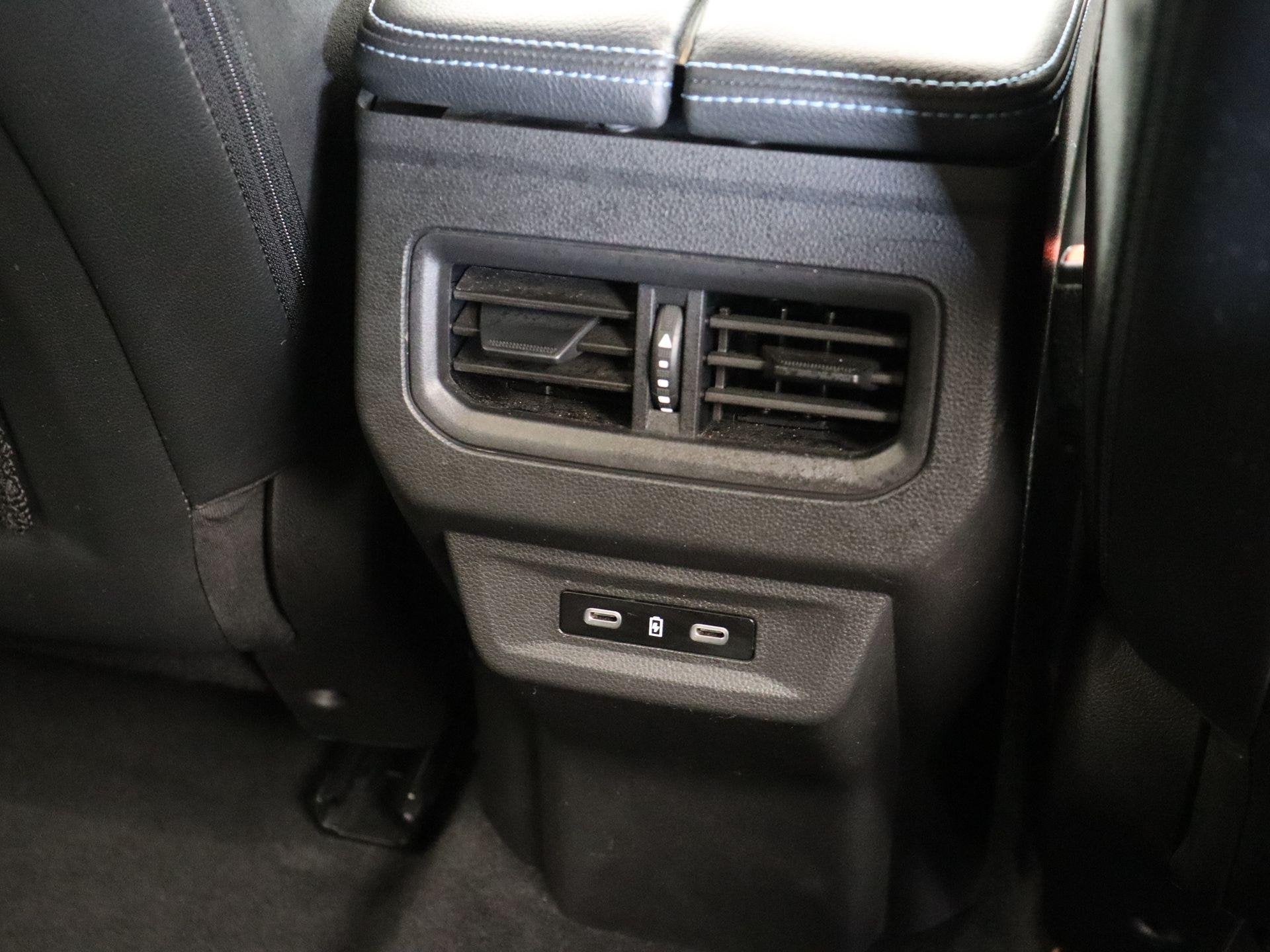 Renault Austral E-Tech full hybrid 200pk Iconic esprit Alpin, Auto's, Dealer onderhouden, Gebruikt, Euro 6, 1199 cc
