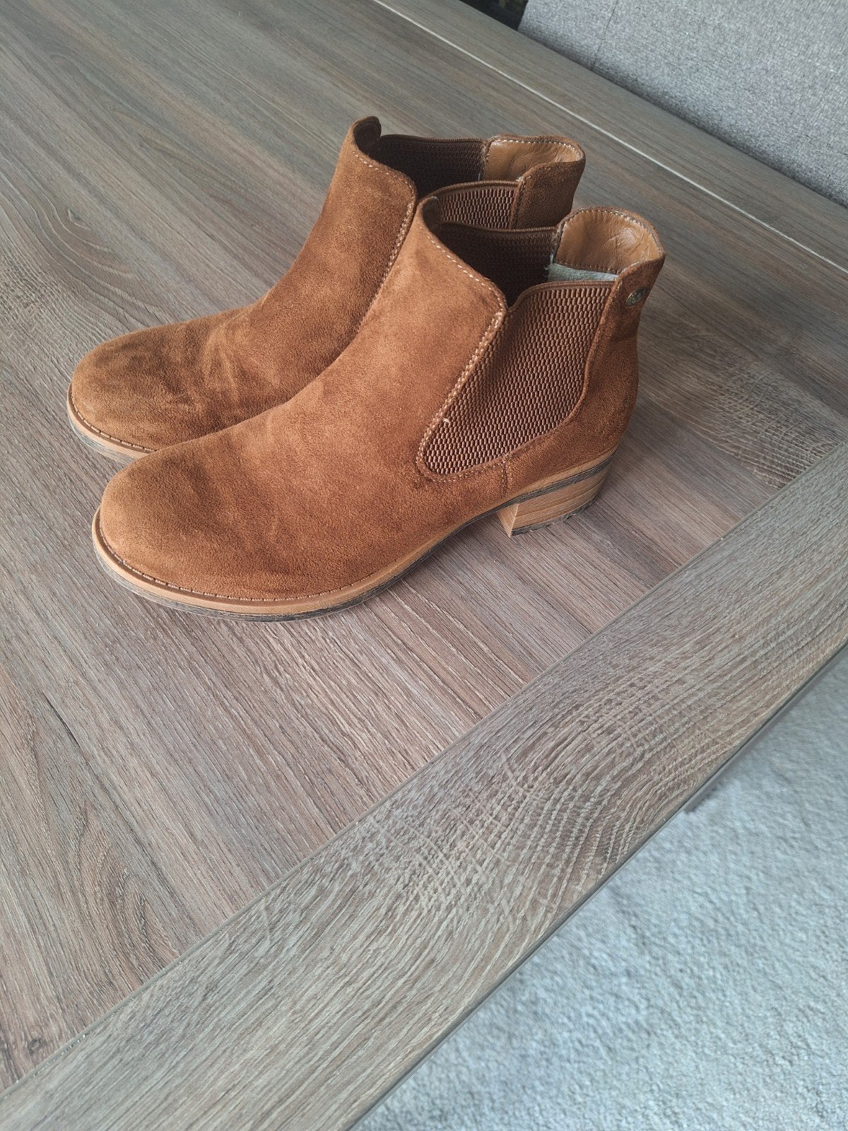 Zeer nette Rieker laarsjes maat 39, Kleding | Dames, Bruin, Lage of Enkellaarzen, Ophalen of Verzenden, Zo goed als nieuw