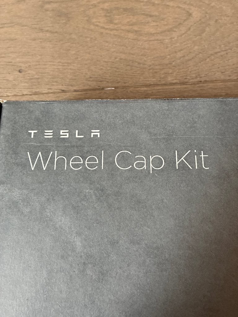 Tesla wheel cap kit, Ophalen of Verzenden
