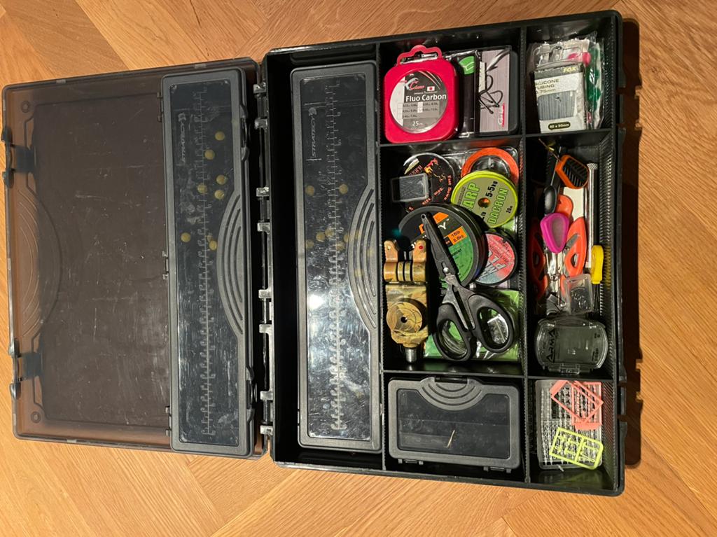Strategy Tackle Box met veel inhoud, Ophalen of Verzenden, Gebruikt, Complete set