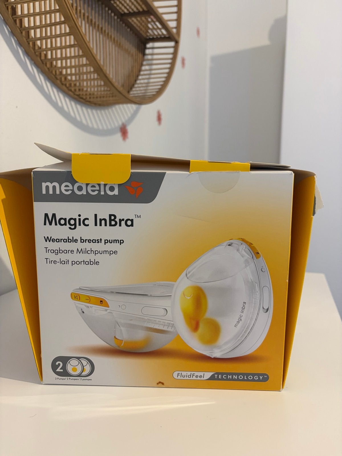 Medela Freestyle Handsfree kolfapparaat - Draagbaar, Ophalen of Verzenden, Zo goed als nieuw, Borstkolf