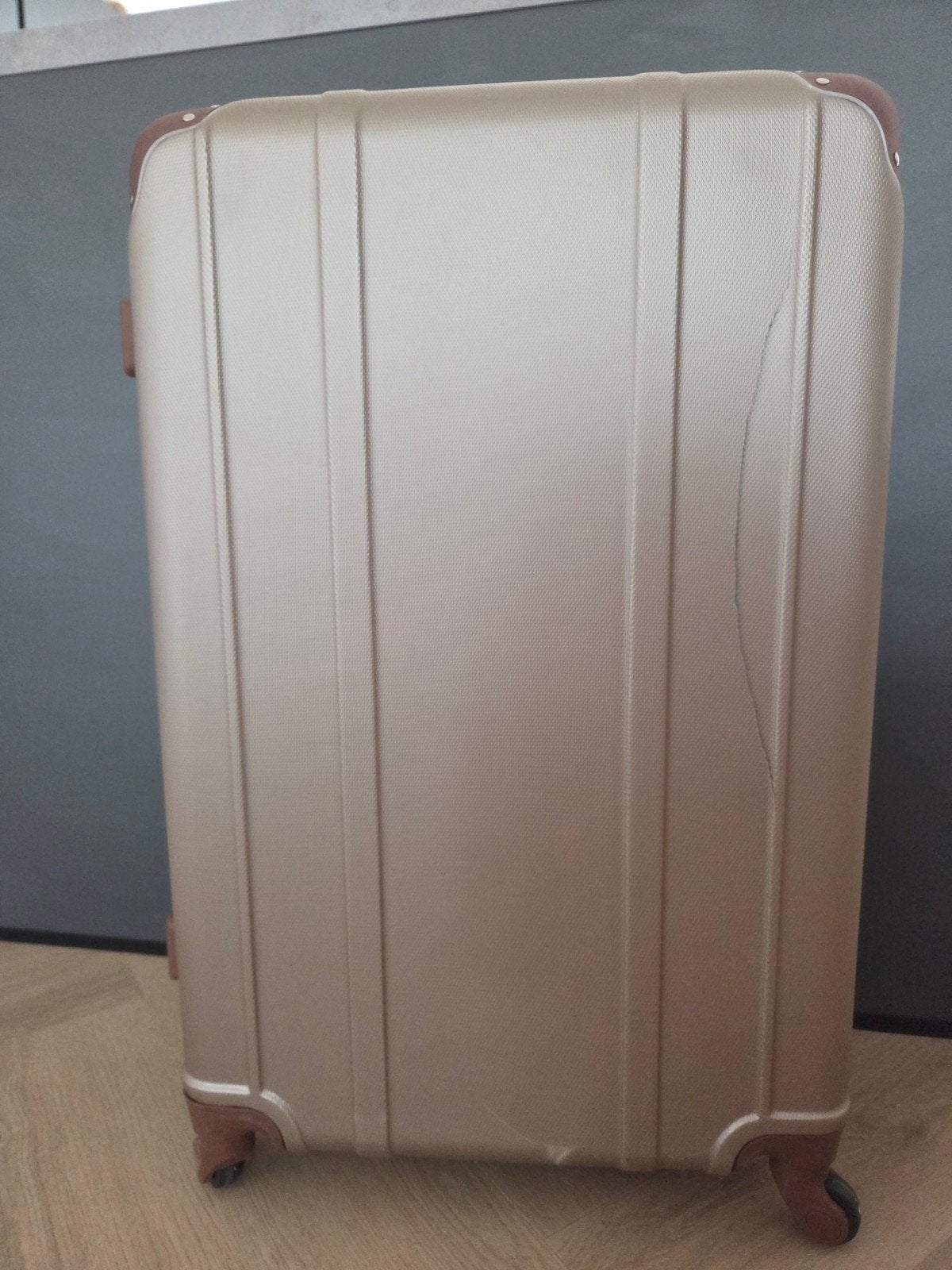 Reiskoffer Champagne (Groot) - Voor onderdelen/knutselaar, Ophalen, Uitschuifbare handgreep, 30 cm of meer, Gebruikt