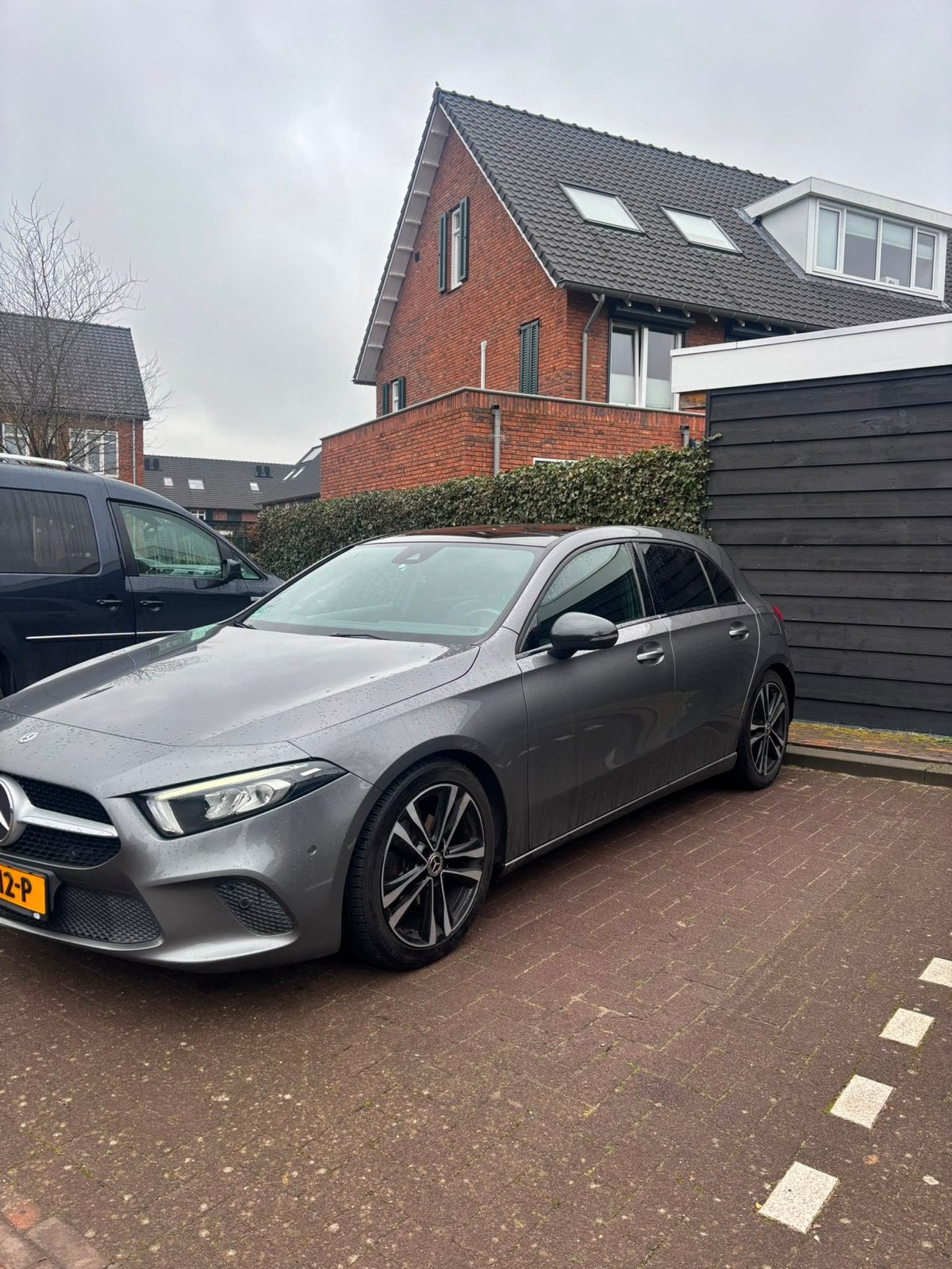 Mercedes-Benz A-Klasse A 180 d 116pk 7G-DCT 2018 Grijs, Auto's, Mercedes-Benz, 1345 kg, 4 cilinders, Origineel Nederlands, Diesel