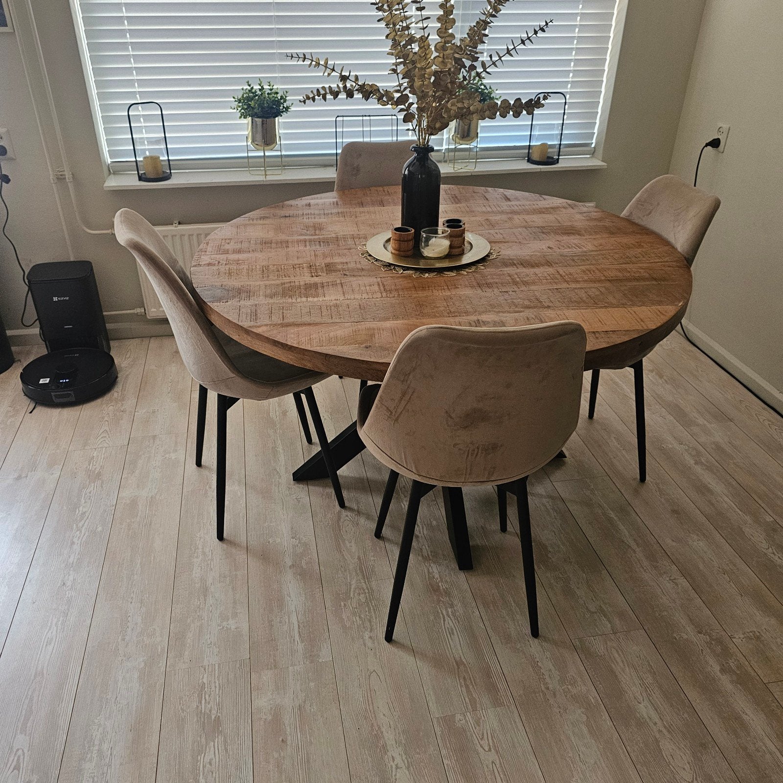 Ronde mangohouten eettafel met zwart metalen onderstel, Huis en Inrichting, Gebruikt, Rond, Vier personen, Industrieel, Modern, Robuust