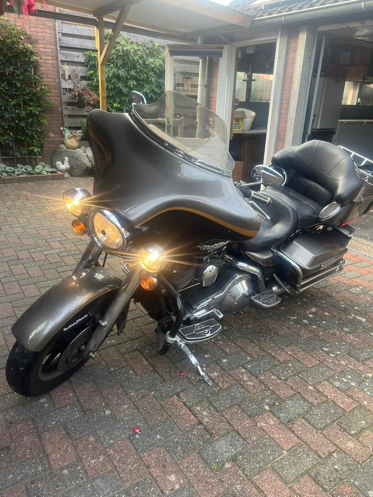Harley davidson Flhtcui 2006, Motoren, Motoren | Harley-Davidson, Particulier, Chopper, Ophalen