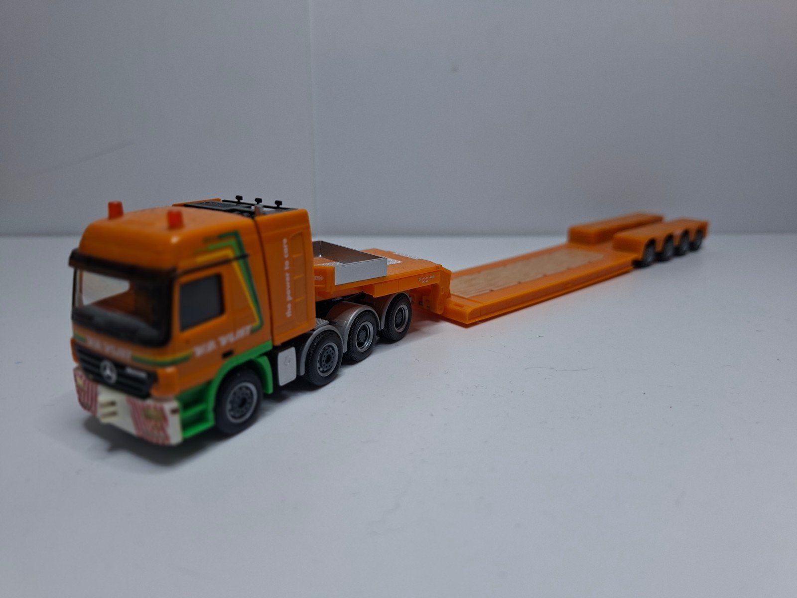 herpa van der vlist mercedes actros., Ophalen, Zo goed als nieuw, Bus of Vrachtwagen, Herpa