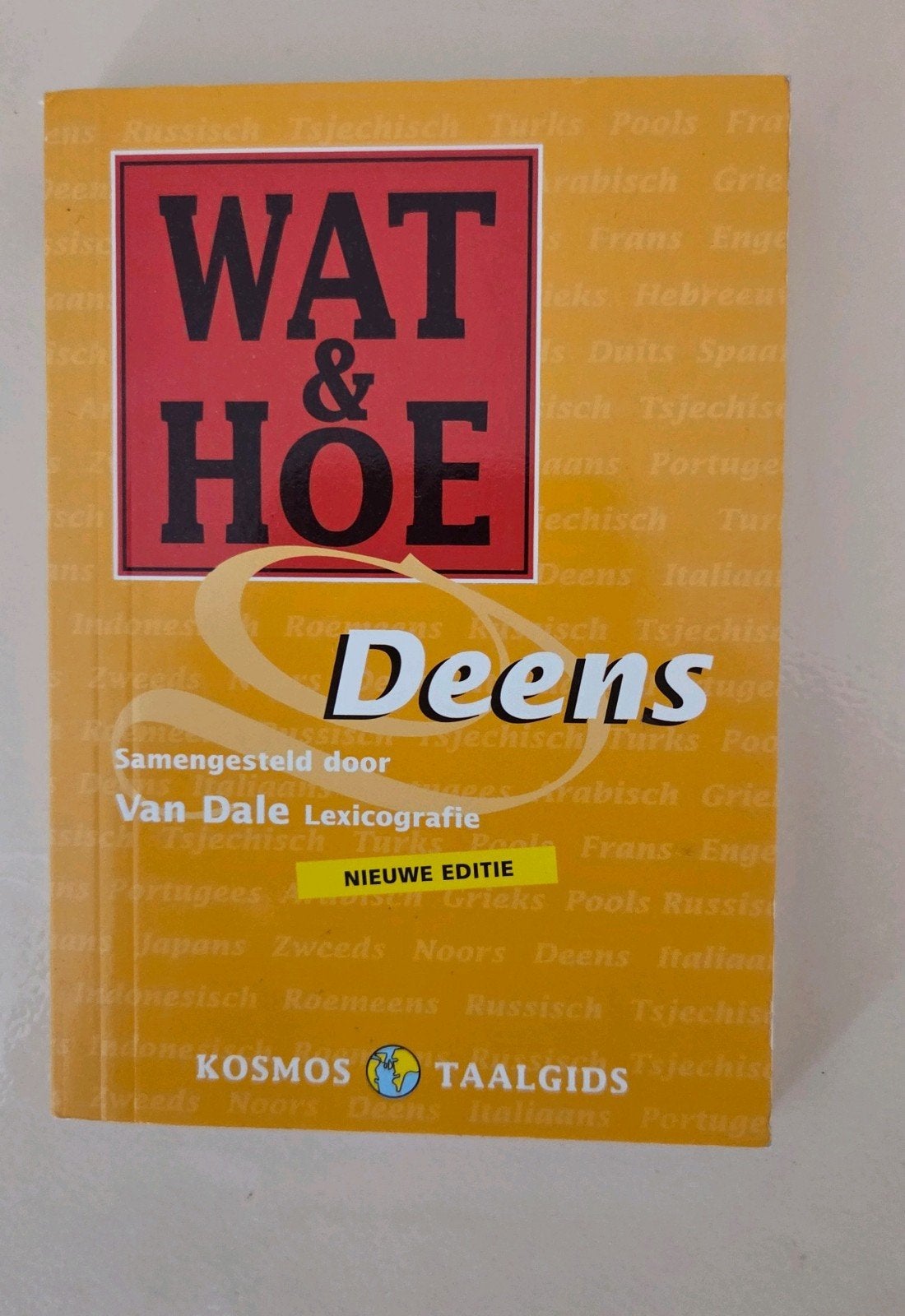 DEENS Wat&Hoe Kosmos taalgids, Europa, Ophalen of Verzenden, Zo goed als nieuw, Reisgids of -boek
