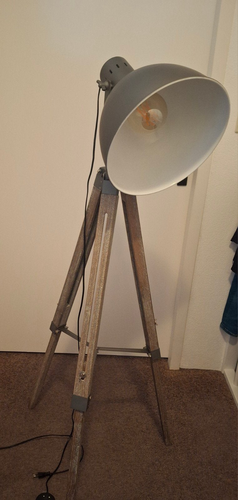 Mooie landelijke lamp, Huis en Inrichting, Lampen | Vloerlampen, Ophalen, Zo goed als nieuw, Hout, 100 tot 150 cm