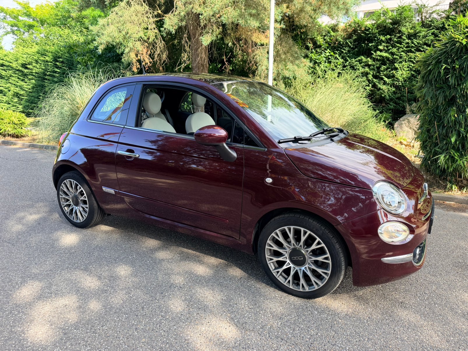 Fiat 500 1.0 70pk Hybrid PANO/CLIMA/CRUISE CONTROL 48988 km, Voorwielaandrijving, Lichtsensor, 4 stoelen, Handgeschakeld