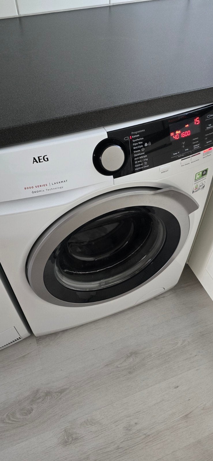 Zo goed als nieuwe AEG Wasmachine & (warmtepomp)Droger set, Ophalen, 8 tot 10 kg, 85 tot 90 cm, 1600 toeren of meer