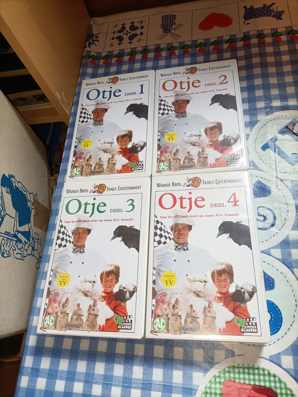 Otje deel 1 t/m 4 vhs videobanden, Cd's en Dvd's, Alle leeftijden, Ophalen of Verzenden, Zo goed als nieuw