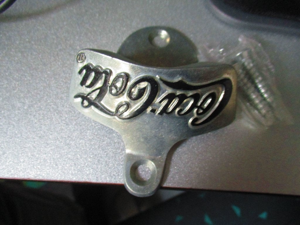 Coca-Cola opener wandmontage, Ophalen of Verzenden, Nieuw, Gebruiksvoorwerp