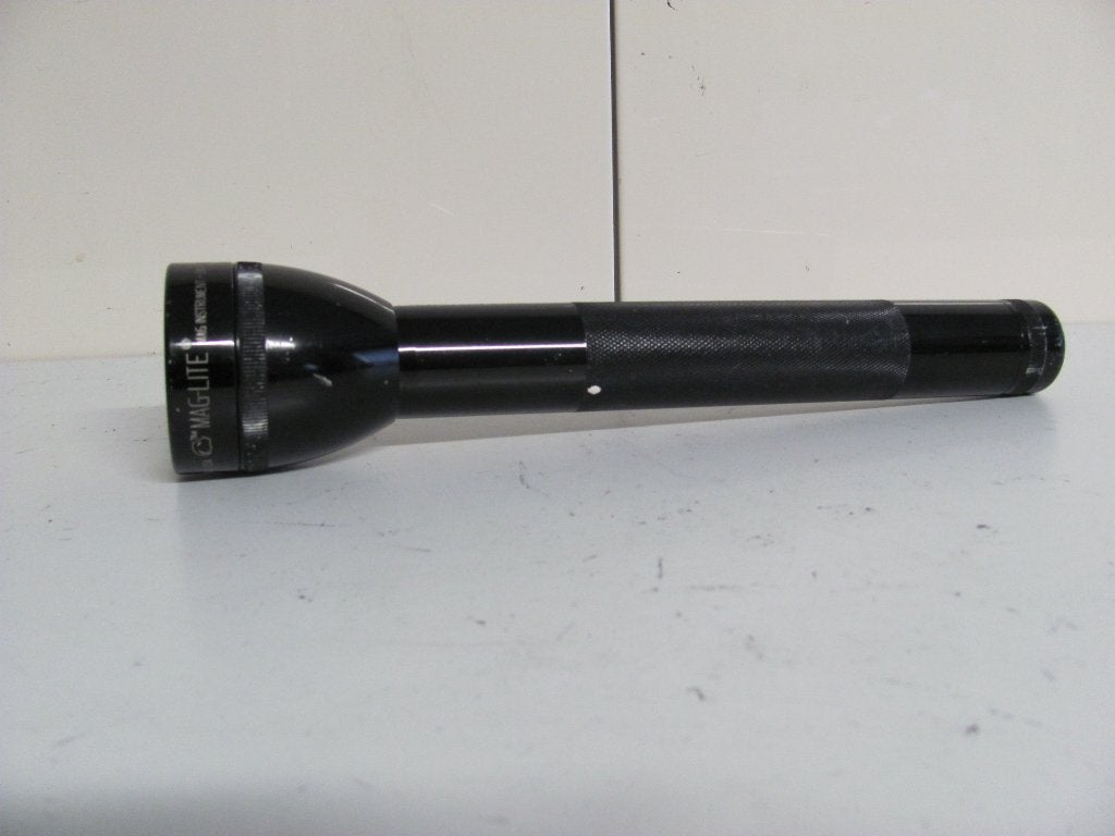 Mag-lite 27,5cm patented made in usa nr:30569316,320gr, Ophalen of Verzenden, Zo goed als nieuw, Batterij