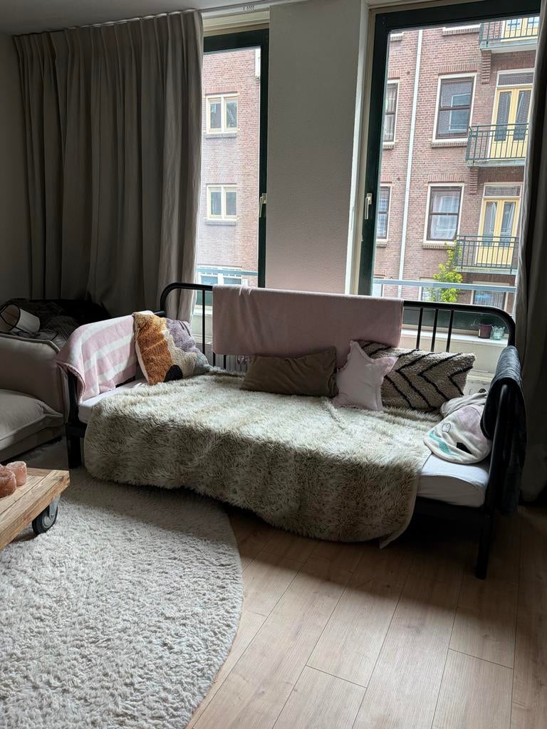 IKEA Fyresdal bedbank met 1 matras, Huis en Inrichting, Slaapkamer | Bedden, Ophalen, Gebruikt, Eenpersoons, Zwart