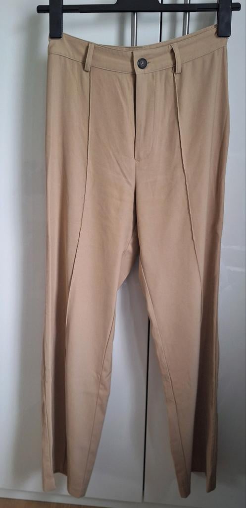 Pull & Bear broek maat M, Maat 38/40 (M), Beige, Ophalen of Verzenden, Pull & Bear