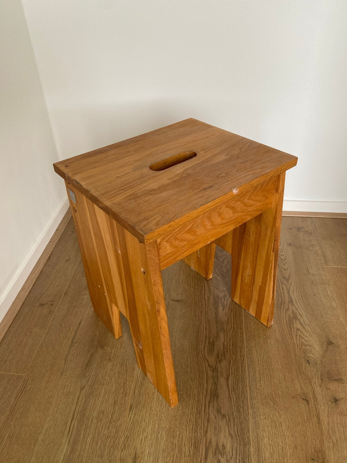 WOOOD eikenhouten hoge kruk / bijzettafel  - Stevig Compact, Ophalen, Gebruikt, Hout