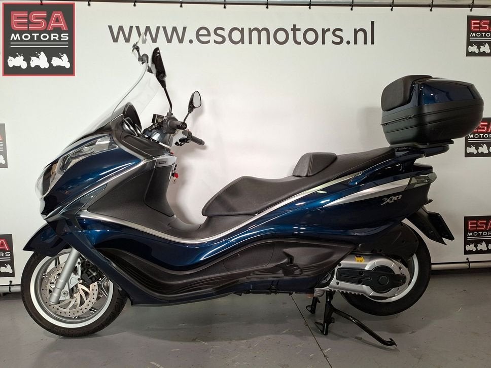 PIAGGIO X10 500 EXECUTIVE ABS 2013 - 16.181km - NL motor, Motoren, Scooter, 493 cc, Onbekend, ABS